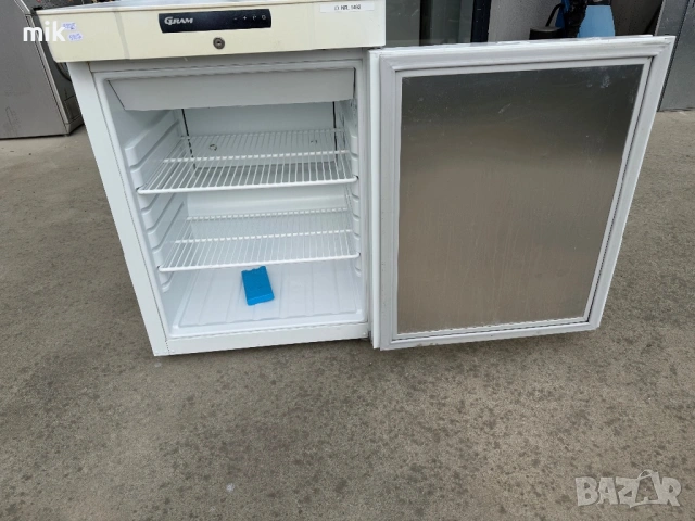 Професионален малък фризер Gram