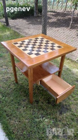 Маса с шахматна дъска, снимка 8 - Маси - 22901337