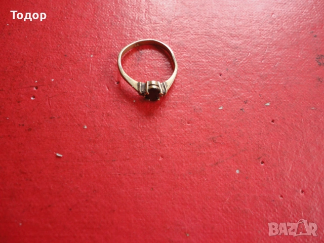 Старинен пръстен с камъни 6