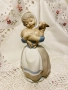 порцеланова статуетка , снимка 3