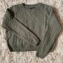 Топъл кроп пуловер Atmosphere, снимка 1 - Блузи с дълъг ръкав и пуловери - 34172850
