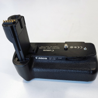 Canon BG-E2N Battery Grip, снимка 1 - Батерии, зарядни - 44558535