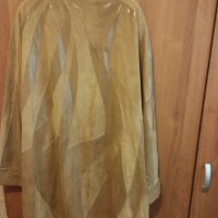 Продавам макси естествен велур палто цвят горчица, снимка 3 - Палта, манта - 42498323