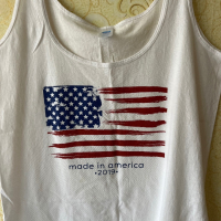 Бял мъжки потник с американското знаме 100% памук 🇺🇸 , снимка 2 - Тениски - 44767593