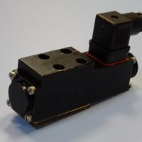 Хидравличен разпределител TOS RSE 1-042R11-1700 24VDC solenoid hidraulic valve, снимка 3 - Резервни части за машини - 42889313