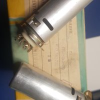 Керамичен Цокъл за лампа 9 пин  пл9-2кэ-70, снимка 1 - Друга електроника - 32188910