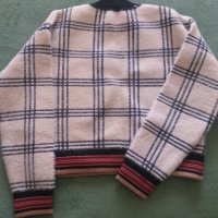 Пуловер, снимка 2 - Блузи с дълъг ръкав и пуловери - 44190487
