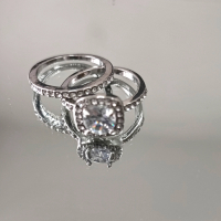 Два пръстена с цирконий, снимка 1 - Пръстени - 44737011