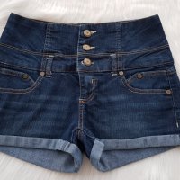 Къси дънкови панталони с висока талия размер С-М, снимка 1 - Къси панталони и бермуди - 37434457
