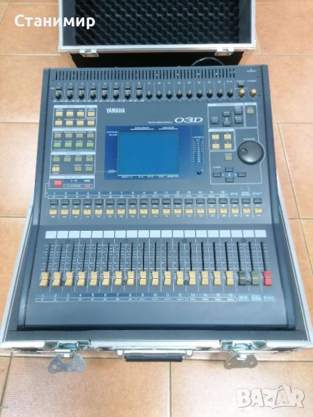 Дигитален миксер Yamaha 03D с нов кейс, снимка 1