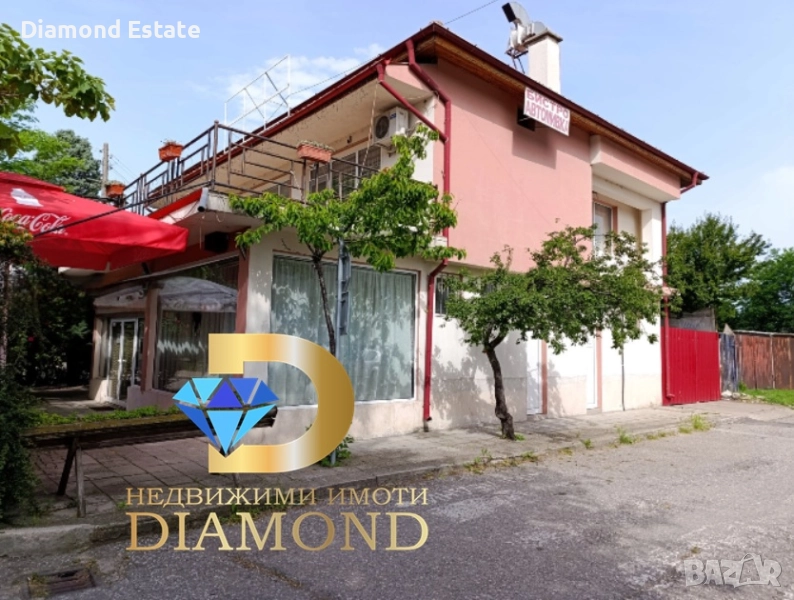 Търговски обект с жилищна част в град Гълъбово, снимка 1