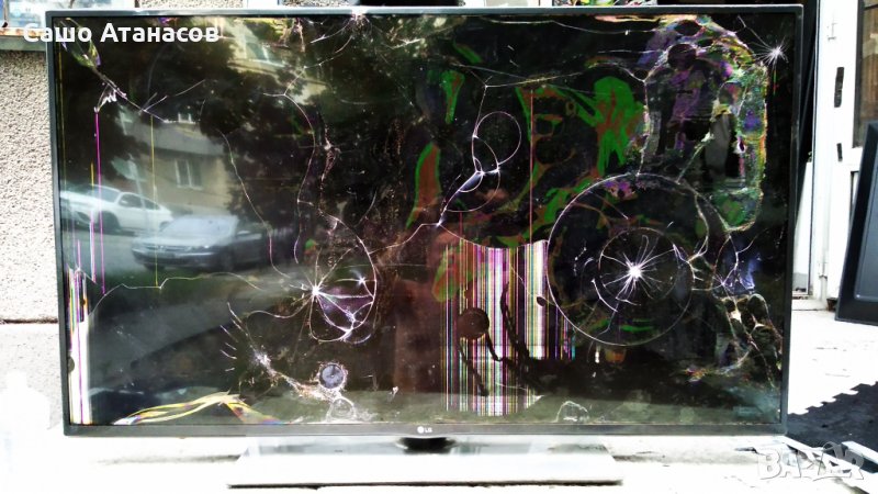 LG 50LF652V със счупена матрица ,EAX66203101(1.7) ,EAX66207203(1.0) ,TWCM-B001D ,LC500DUN(MG)(P1), снимка 1
