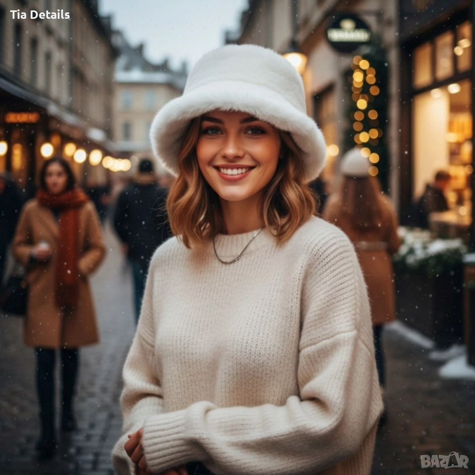 Дамска пухкава зимна шапка тип клош , снимка 1