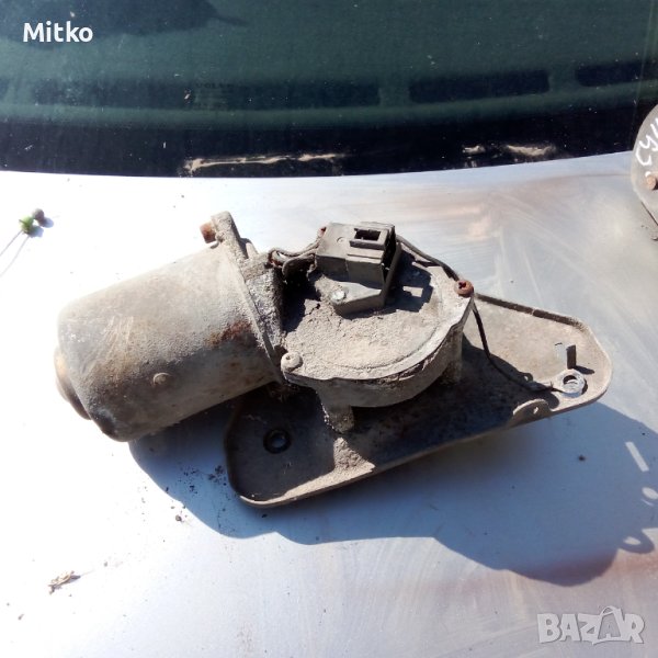 Моторче Чистачки Предни За Сузуки Суйфт 2000г / Suzuki Swift 2000y, снимка 1