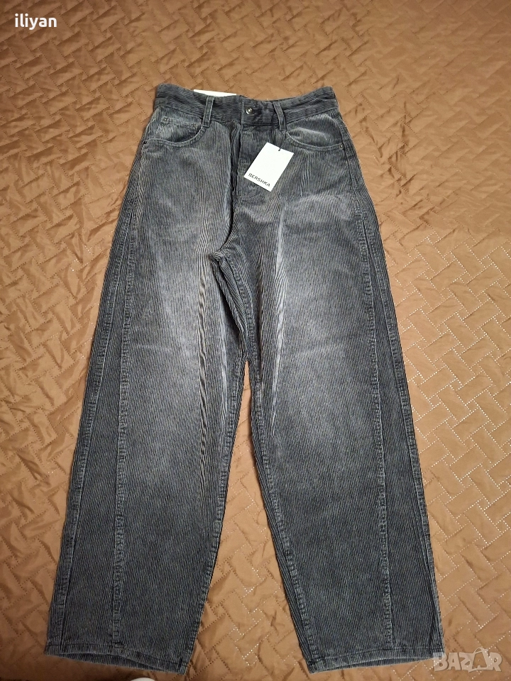 Дънки Bershka + шапки с козирка Cropp, снимка 1