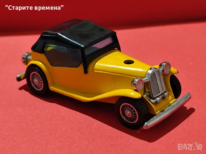 Винтидж Запалка 
TOYS MG PRESSED , снимка 1