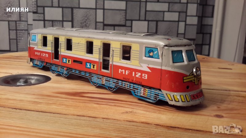 Стар тенекиен Китайски влак като цяло във Добро състояние , снимка 1