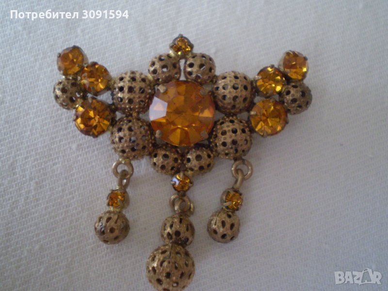 Рядка  старинна Дамска брошка Чехословакия, снимка 1