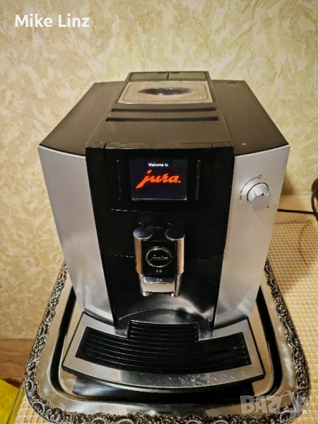 Jura Impressa E6, снимка 1