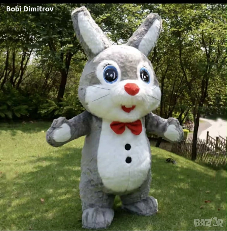 Продава се надуваем костюм / маскот на заек 2.20см висок, със батерия и зарядно, за парти, изненада, снимка 1