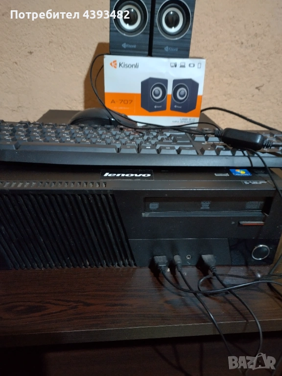 Настолен компютър Lenovo, снимка 1