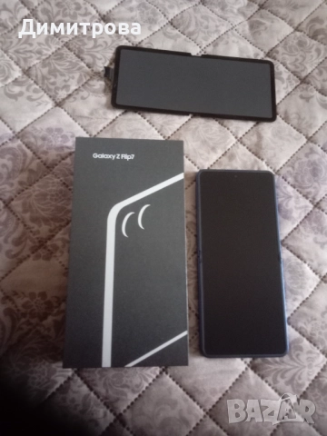 Продавам нов смартфон Samsung Galaxy Z Flip 7, снимка 2 - Samsung - 52652643