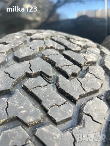 Гуми 235 35 15 , снимка 2 - Гуми и джанти - 52923659