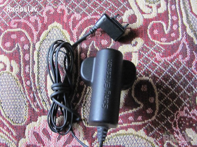 Sony Ericsson зарядно 4,9V 700mA
