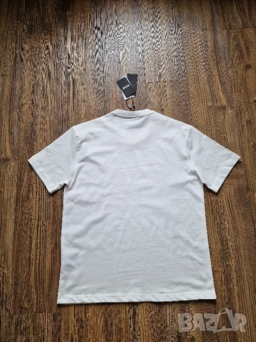 Страхотна мъжка тениска HUGO BOSS размер S/M , снимка 5 - Тениски - 50672649