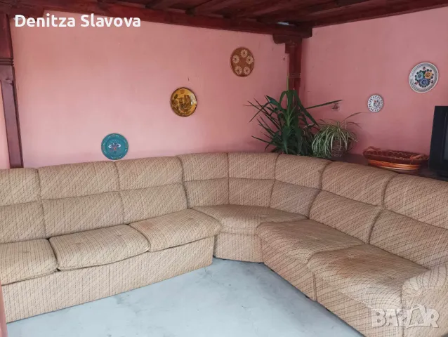 Продавам ъглов диван бежов на цвят., снимка 4 - Дивани и мека мебел - 47284239