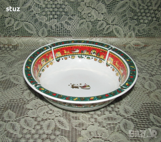Порцеланова купа с коледни мотиви, нова