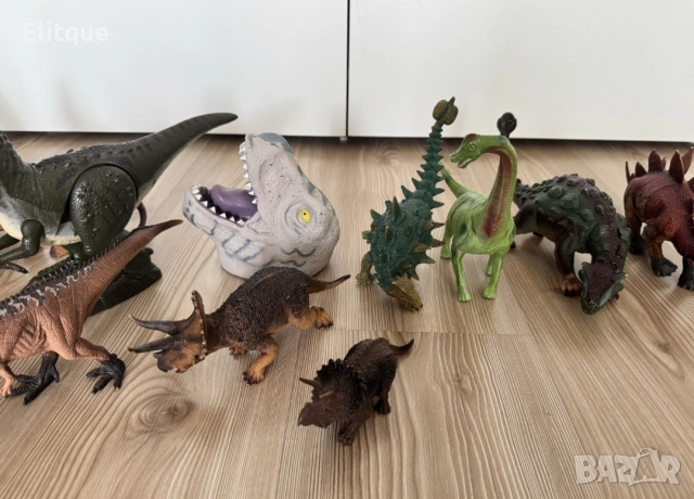 Детски комплект фигурки динозаври със звук – DINOSAUR ERA 6 броя, снимка 5 - Фигурки - 52575849
