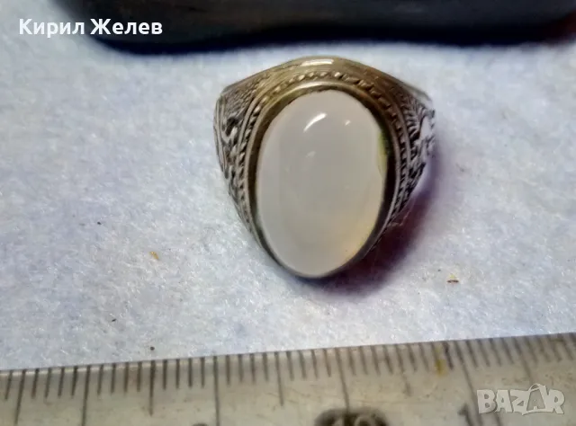 Стар РЪЧНО ОРНАМЕНТИРАН СКЪПОЦЕНЕН СРЕБЪРЕН ПРЪСТЕН ЛАКИРАНО СРЕБРО с ШЛИФОВАН ЛУНЕН КАМЪК 50109, снимка 4 - Антикварни и старинни предмети - 49294816
