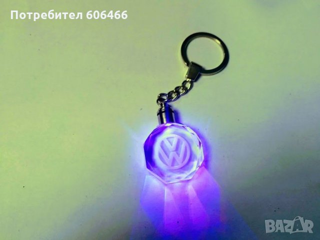 Ефектен светещ LED ключодържател с 3D лазерно гравирана емблема , Луксозен светещ ключодържате, снимка 2 - Аксесоари и консумативи - 31701189