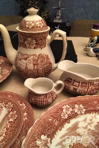 Антикварен английски порцеланов сервиз 26 части , снимка 2 - Антикварни и старинни предмети - 31641667