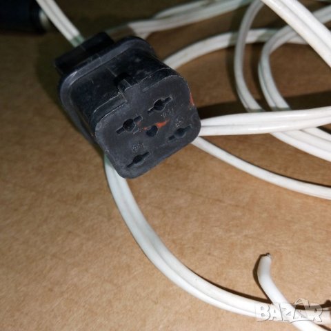 Кабели за подвързване на тv приемници към автомобили, снимка 15 - Части и Платки - 39528320