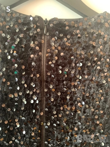 Рокля с паети и пера S размер , снимка 6 - Рокли - 53951253