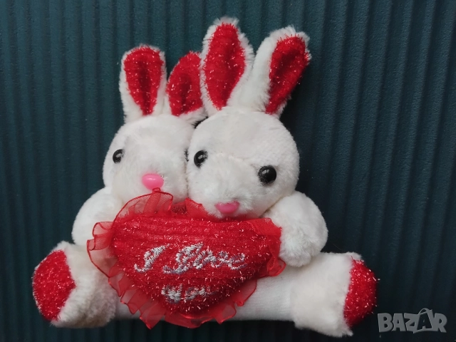 Влюбени Зайчета със Сърце I love you - НОВИ!