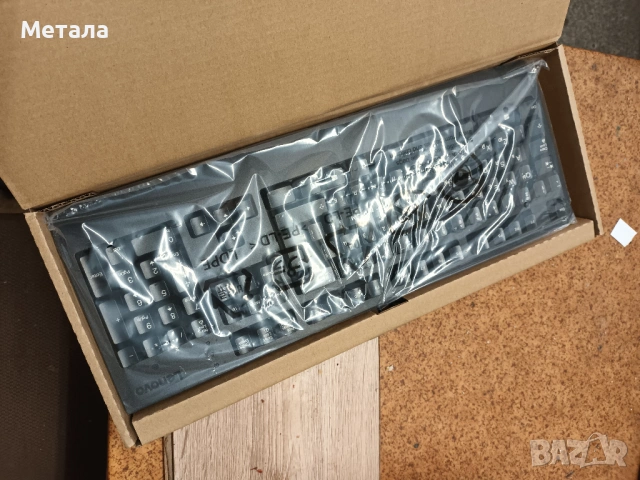Продавам чисто нова клавиатура с мишка комплект LENOVO, снимка 2 - Клавиатури и мишки - 53354182
