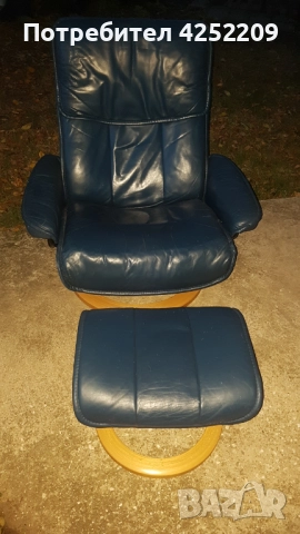 Продавам стол и табуретка за крака и други, снимка 4 - Столове - 52165035