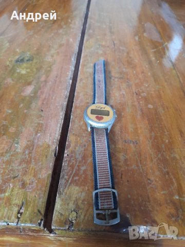 Стар електронен часовник Rangel, снимка 1 - Антикварни и старинни предмети - 42122575