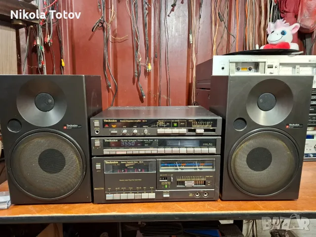 Продава се мини система на Technics. 