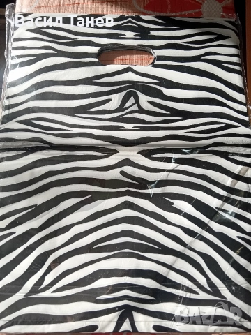 найлонови чанти 30/40 см 100 бр 9 лв