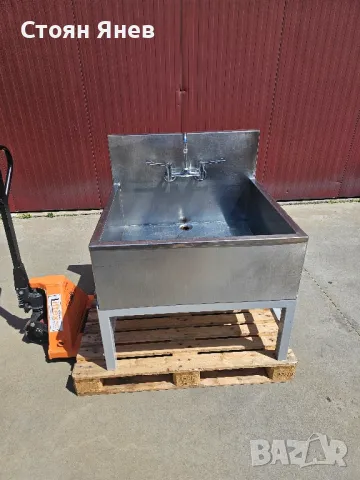 Неръждаема мивка - корито - 82x85 cm - 29 cm дълбочина