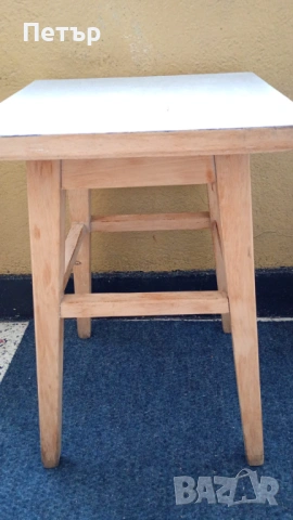 Табуретка - ретро