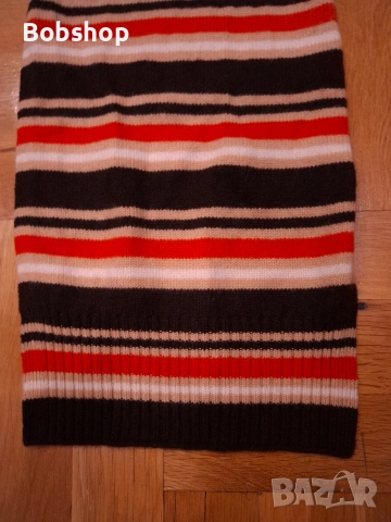 Дамски шал Marni&Uniqlo 100% кашмир, снимка 2 - Шалове - 52924950