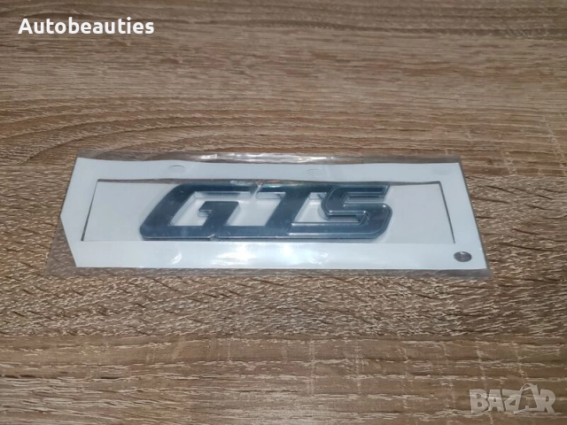 Maserati GTS сребриста емблема