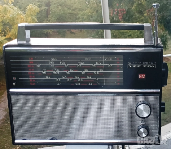 72 🎶 VEF-204 – Ретро радио със съвременно звучене 🎶, снимка 2 - Антикварни и старинни предмети - 52037992