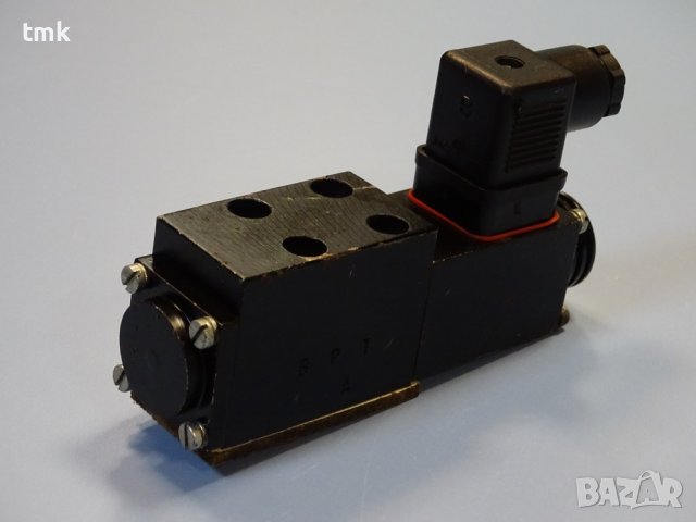 Хидравличен разпределител TOS RSE 1-042R11-1700 24VDC solenoid hidraulic valve, снимка 3 - Резервни части за машини - 42889313