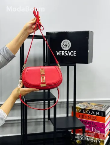 Versace дамски чанти Различни цветове , снимка 10 - Чанти - 48459025